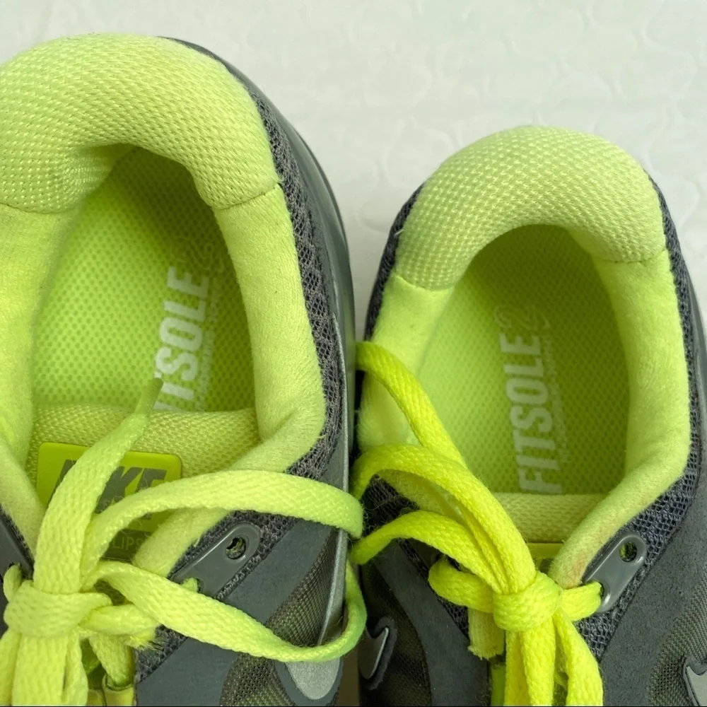 Nike Lunar Eclipse 2 gray and yellow running sneakers